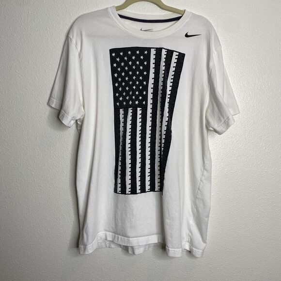 NIKE American Flag Men’s USA Soccer Team‎ Shirt Size XXL Slim Fit - Picture 1 of 5